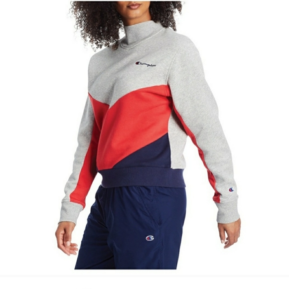 Champion Sweatshirt & PLT Shorts - Picture 2 of 10
